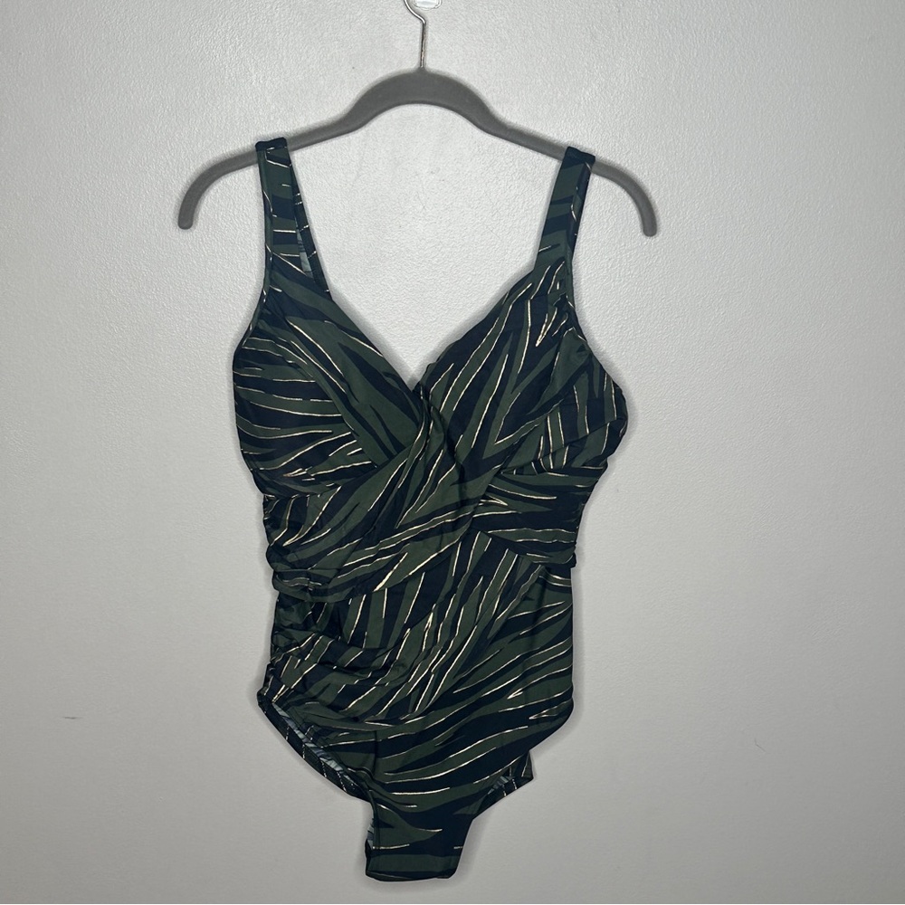 Miraclesuit Seabra Revele Plus Size One Piece Swimsuit - Picture 2 of 6
